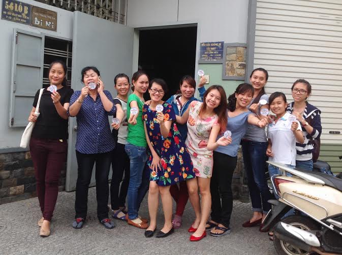 Công[-]ty[-]TNHH[-]BIMI[-]hào[-]hứng[-]tham[-]gia[-]dán[-]sticker[-][-]"Không[-]xả[-]rác[-]bừa[-]bãi”